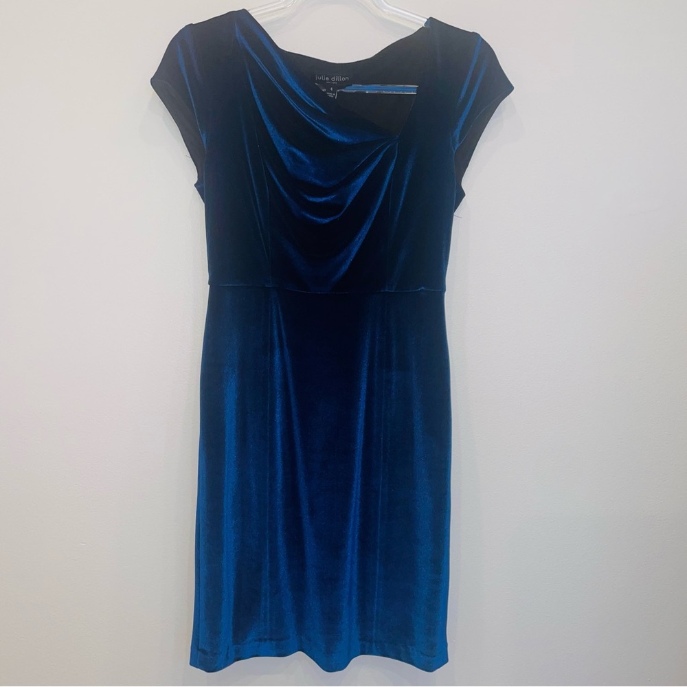 Julie Dillon dress💙